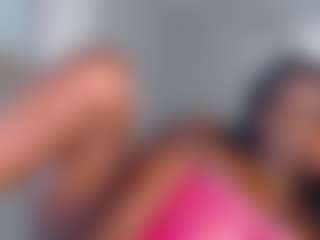 essenceblaque's Live Sex Cam Show