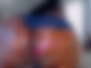 essenceblaque's Live Sex Cam Show