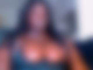 essenceblaque's Live Sex Cam Show