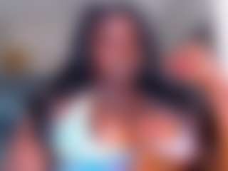 Live cam show with essenceblaque - Costume on Soda Cam