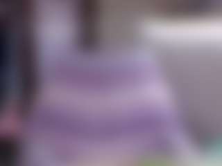 JennaDeluxe MILF webcam performer live streaming