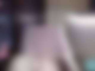 JennaDeluxe MILF webcam performer live streaming