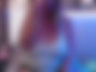 JennaDeluxe MILF webcam performer live streaming