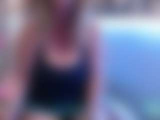 Live cam show with JennaDeluxe - Middle Aged on livesuperchat.net
