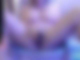 JennaDeluxe MILF webcam performer live streaming