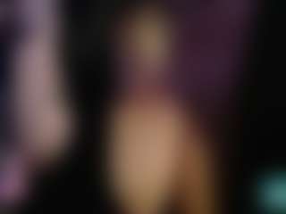 Live cam show with JennaDeluxe - Blonde Hair Amateur on Camsoda