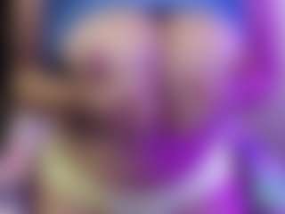 JennaDeluxe MILF webcam performer live streaming