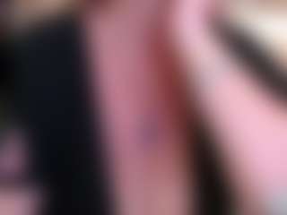 JennaDeluxe MILF webcam performer live streaming