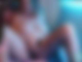 Live cam show with JennaDeluxe - Blonde Hair MILF on Nude Live Now