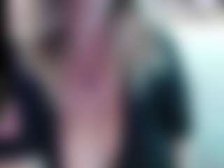 Live cam show with JennaDeluxe - BBW Mature on StripNow