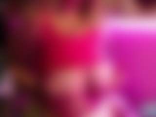 JennaDeluxe MILF webcam performer live streaming