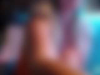 JennaDeluxe MILF webcam performer live streaming