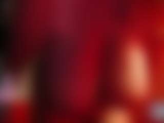 JennaDeluxe MILF webcam performer live streaming