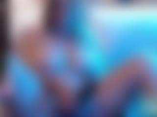 Live cam show with JennaDeluxe - Green Eyes on Camsoda