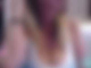 Live cam show with JennaDeluxe - Amateur on chickslive.net