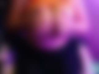 JennaDeluxe MILF webcam performer live streaming