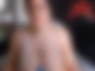 Live cam show with lexicakess - Living Room on Dare Cams