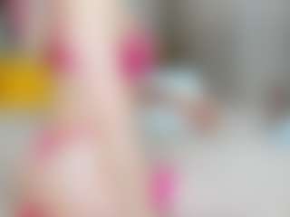 SweetLady69 MILF webcam performer live streaming