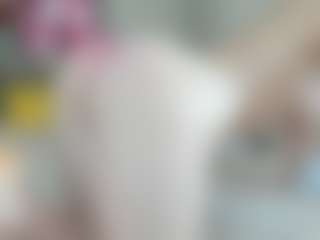 Live cam show with SweetLady69 - Blonde Hair Middle Aged on Camming Site