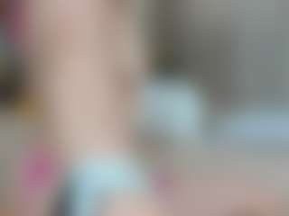 SweetLady69 MILF webcam performer live streaming