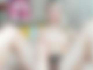 Live cam show with SweetLady69 - Spank MILF on TeamSkeetLive