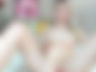 Live cam show with SweetLady69 - Dildo Or Vibrator MILF on AdultVida.com