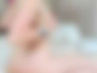 Live cam show with SweetLady69 - Lush MILF on Dare Cams