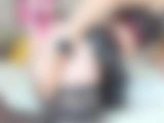 Live cam show with SweetLady69 - Blonde Hair on CamSextacy