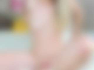 Live cam show with SweetLady69 - Public MILF on Camsoda