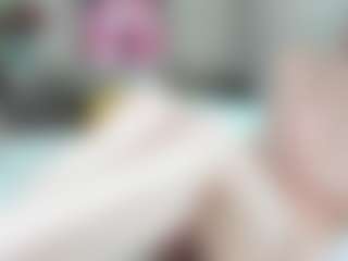 Live cam show with SweetLady69 - Blonde Hair MILF on TeamSkeetLive