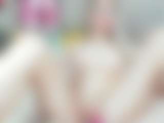 Live cam show with SweetLady69 - Blonde Hair MILF on Camsoda