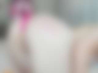 Live cam show with SweetLady69 - Deepthroat on sexylive.show