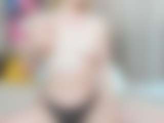 SweetLady69 MILF webcam performer live streaming
