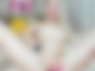 Live cam show with SweetLady69 - Blonde Hair on livesuperchat.net