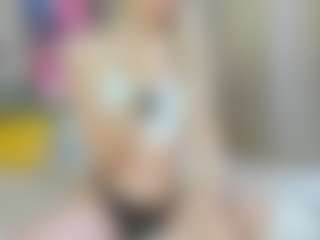 Live cam show with SweetLady69 - Average on https://playwithruby.com