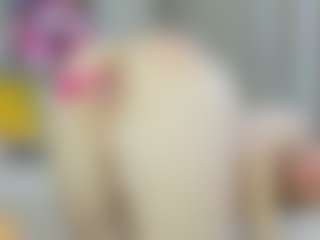 SweetLady69 MILF webcam performer live streaming