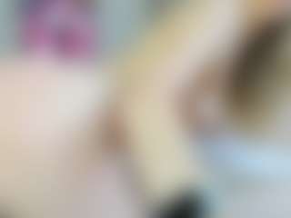 Live cam show with SweetLady69 - Public MILF on Porn Luv
