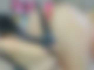 Live cam show with SweetLady69 - Blue Eyes on CamSodaAdn