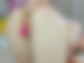 Live cam show with SweetLady69 - Public on AdultVida.com