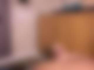 Live cam show with Gianella-Cox - Deepthroat on SinfulBabes