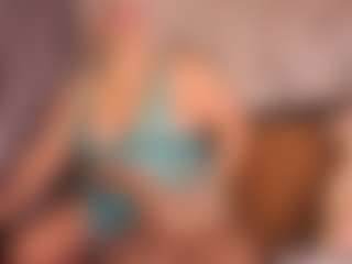 Live cam show with Gianella-Cox - Smoke on Hubzter Live