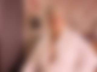 Gianella-Cox MILF webcam performer live streaming