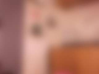 Gianella-Cox MILF webcam performer live streaming