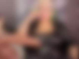 Live cam show with Gianella-Cox - BBW MILF on Free Soda