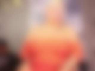 Gianella-Cox MILF webcam performer live streaming