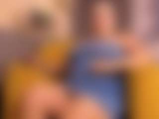Live cam show with Gianella-Cox - Ride Torso on Dolls Live