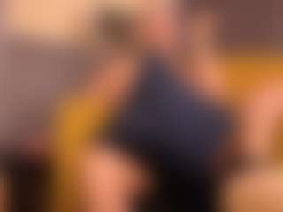 Gianella-Cox MILF webcam performer live streaming