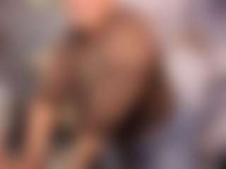 Live cam show with Gianella-Cox - Ride Torso on wildcum.com