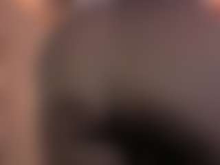 Live cam show with Gianella-Cox - Bedroom Mature on Cam Slut