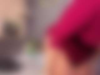 Live cam show with Gianella-Cox - Toys Middle Aged on Cam Slut